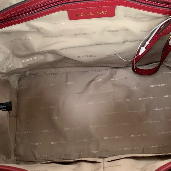 New Michael Kors Grayson Leather Satchel - Picture 8 of 8